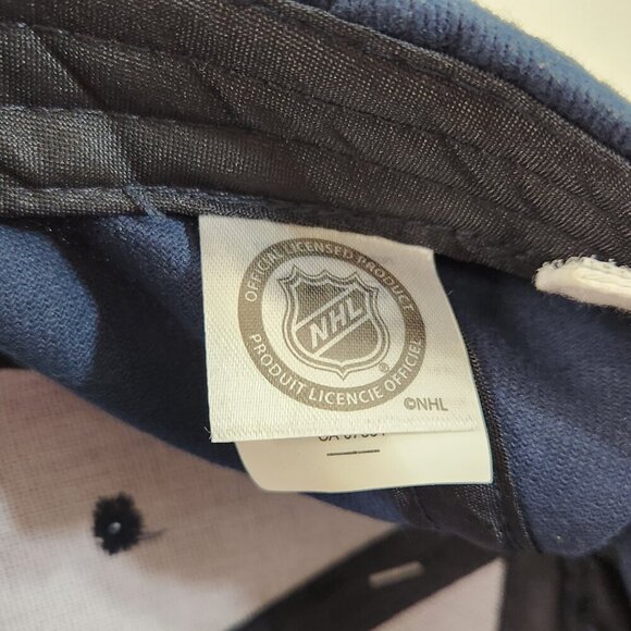 Vancouver Canucks Womens Ballcap NWT - Picture 12 of 13